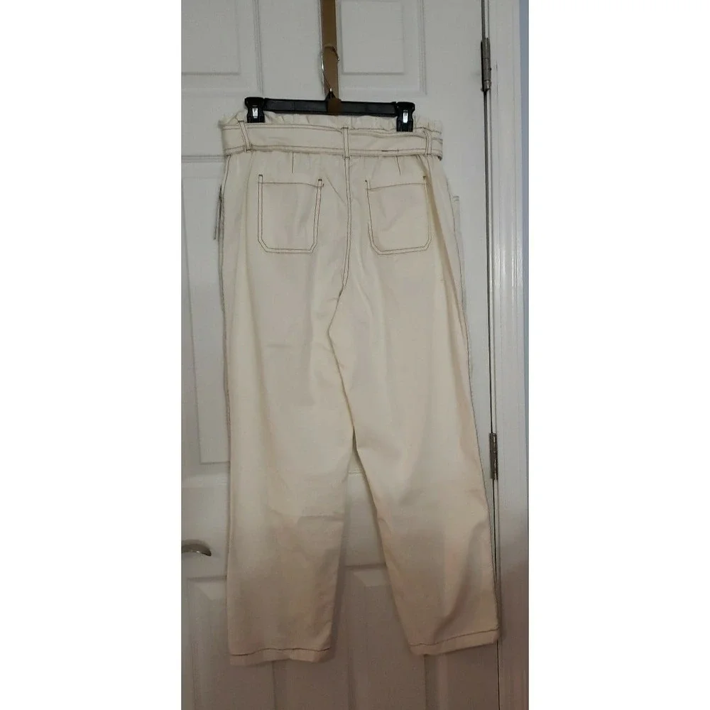 Time and Tru‎ Womans White Demim Jeans Size 14